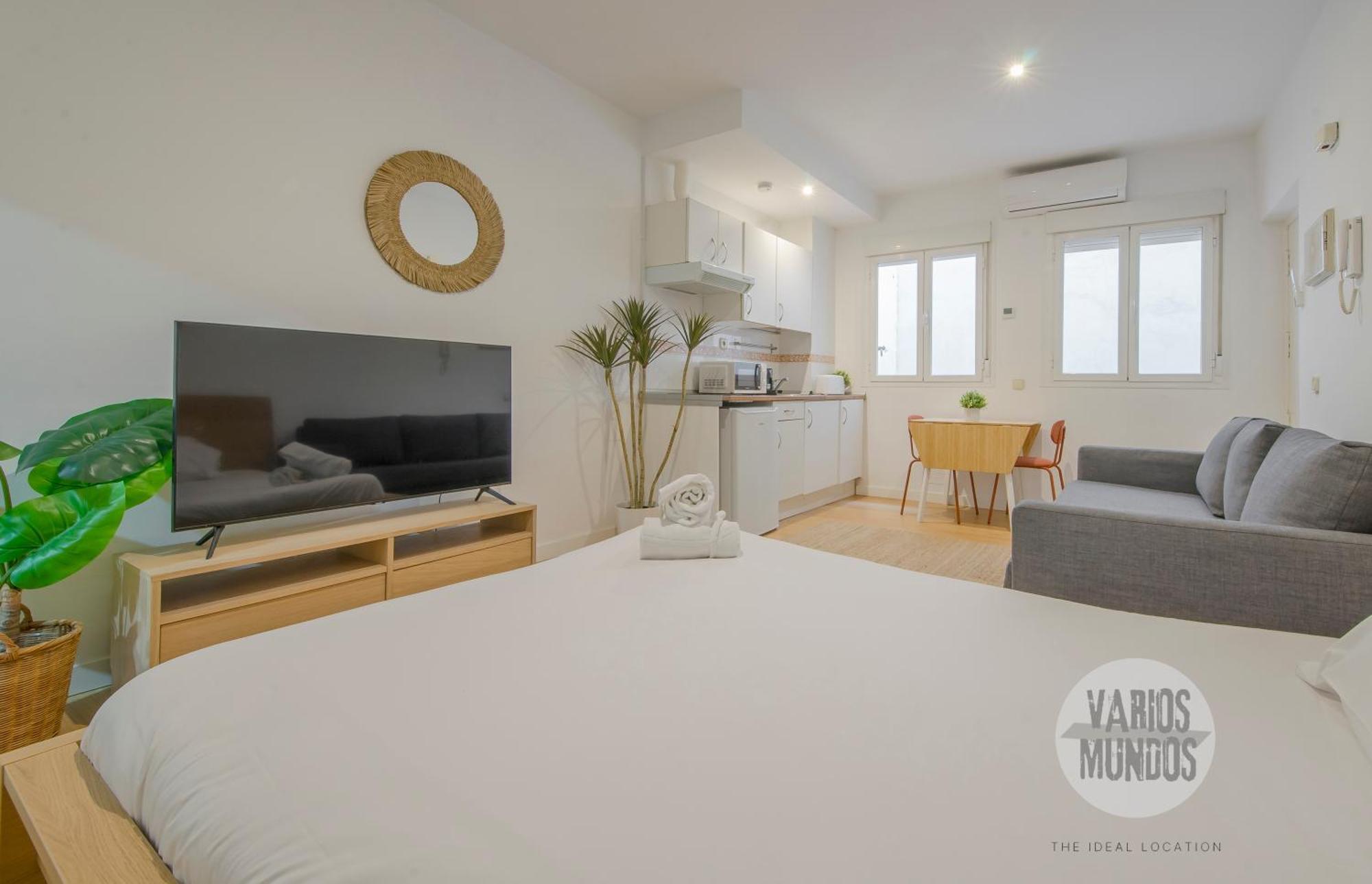 Escapada Para 3 En Sol, Conoce Concepcion Jeronima Madrid Exteriör bild